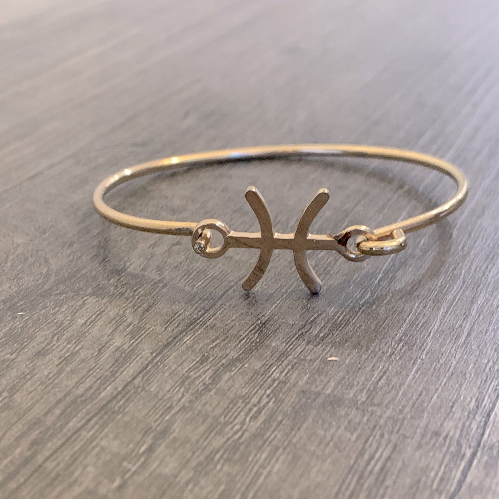 Gold Pisces Bangle Bracelet